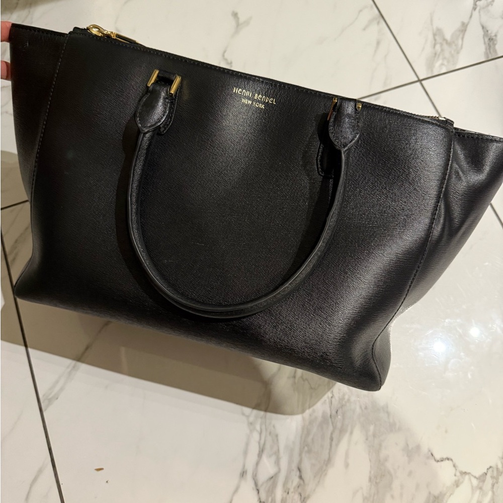 Henry Bendel Classic Black Shoulder Bag